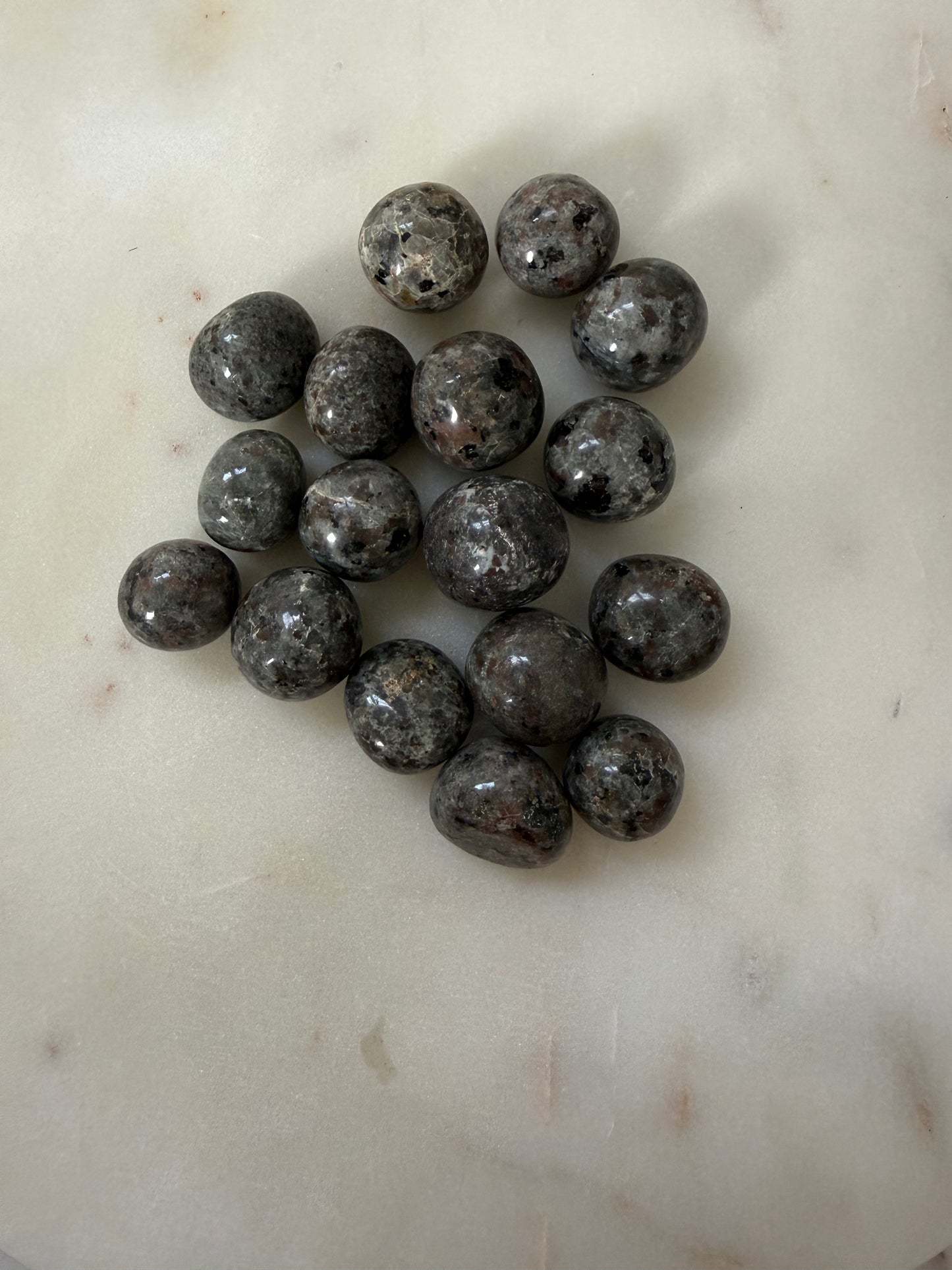 Yooperlite tumble spheres